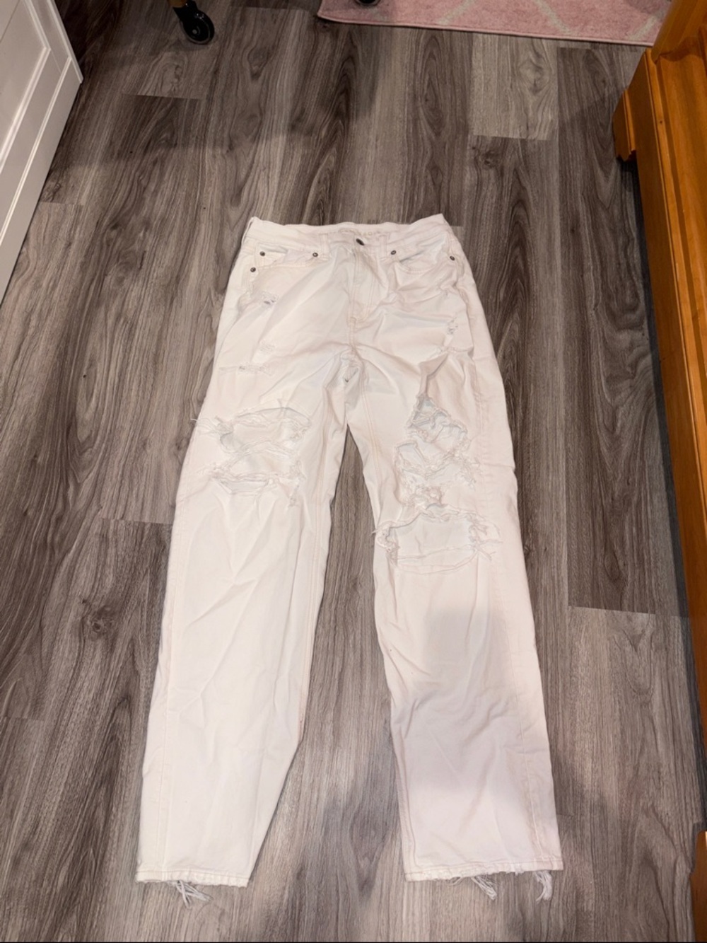 American Eagle Outfitters White Distressed Straight Leg Jeans